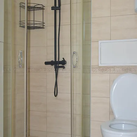 Апартаменты Artistic For 4 Guests In